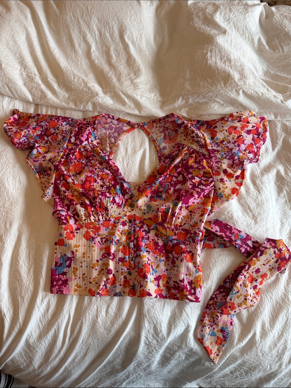 Anthropologie Pink Floral Puff-Sleeve Crop Top with back tie- seriously so cute